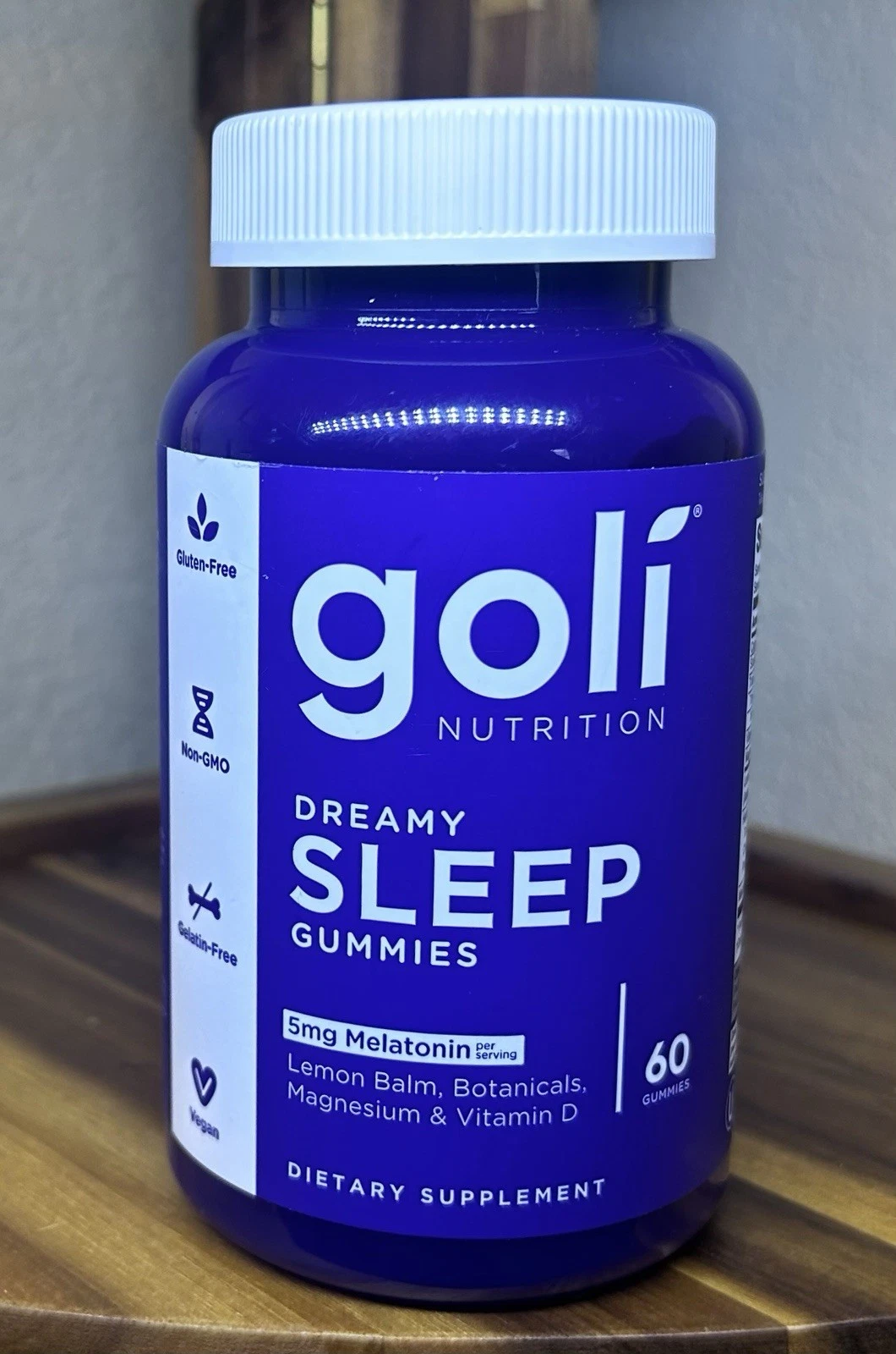 Goli Nutrition Dreamy Sleep Gummies, Melatonin 5mg, Lemon Balm 60 Ct EXP 03/26