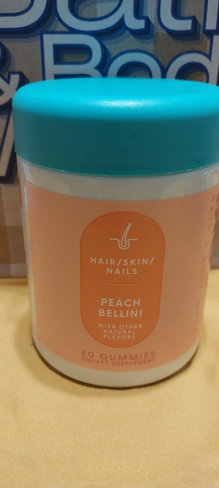 Bath & Body Works Moxy Gummies Peach Bellini 60 Count Supports Hair Skin Nails