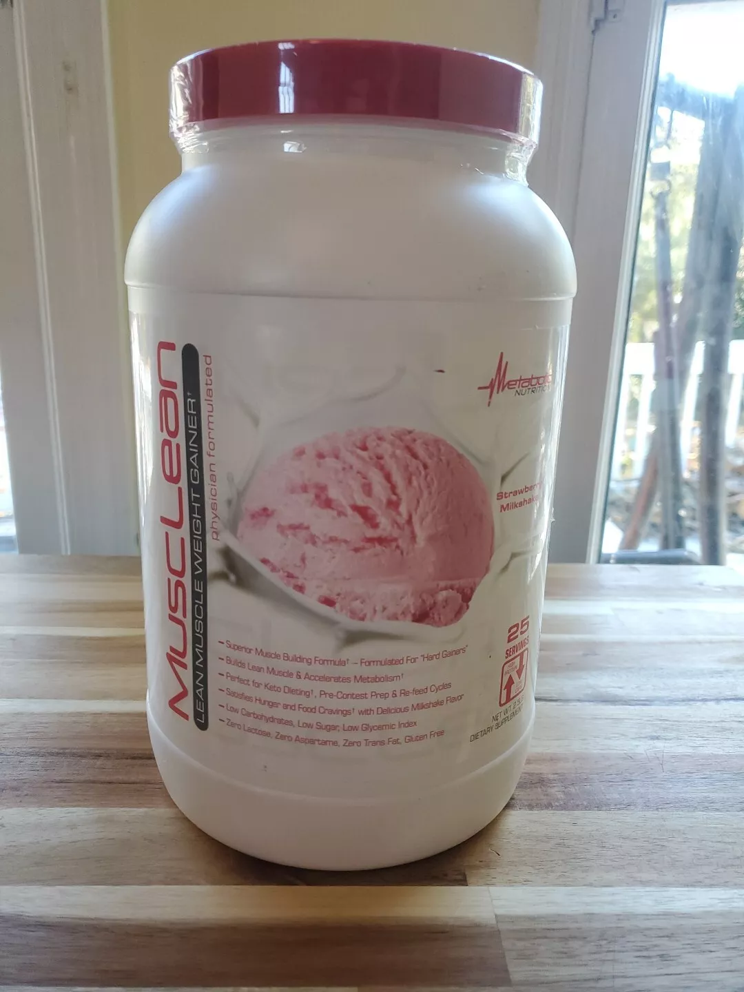 MuscLean, Lean Muscle Weight Gainer, Strawberry Milkshake, 2.5 lb Exp. 07/2027