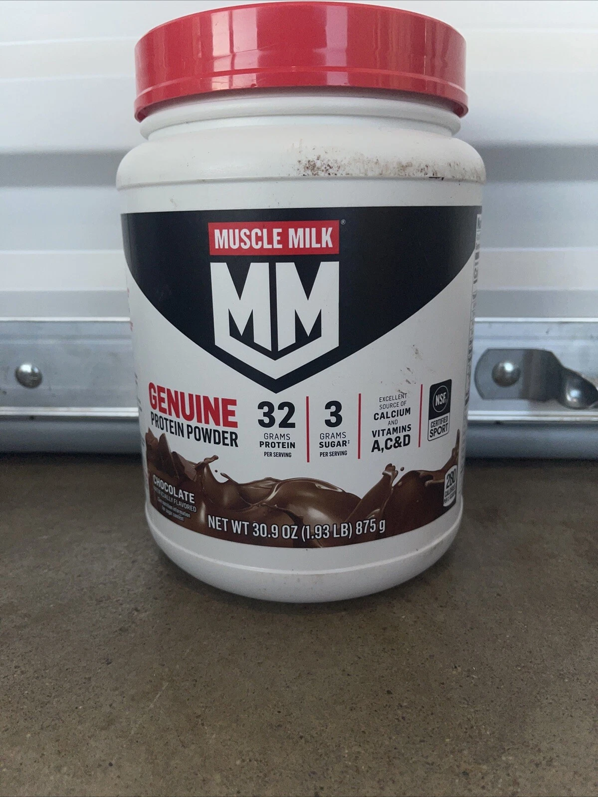 Muscle Milk 30.9 oz Chocolate Protein Powder (60726-50327)