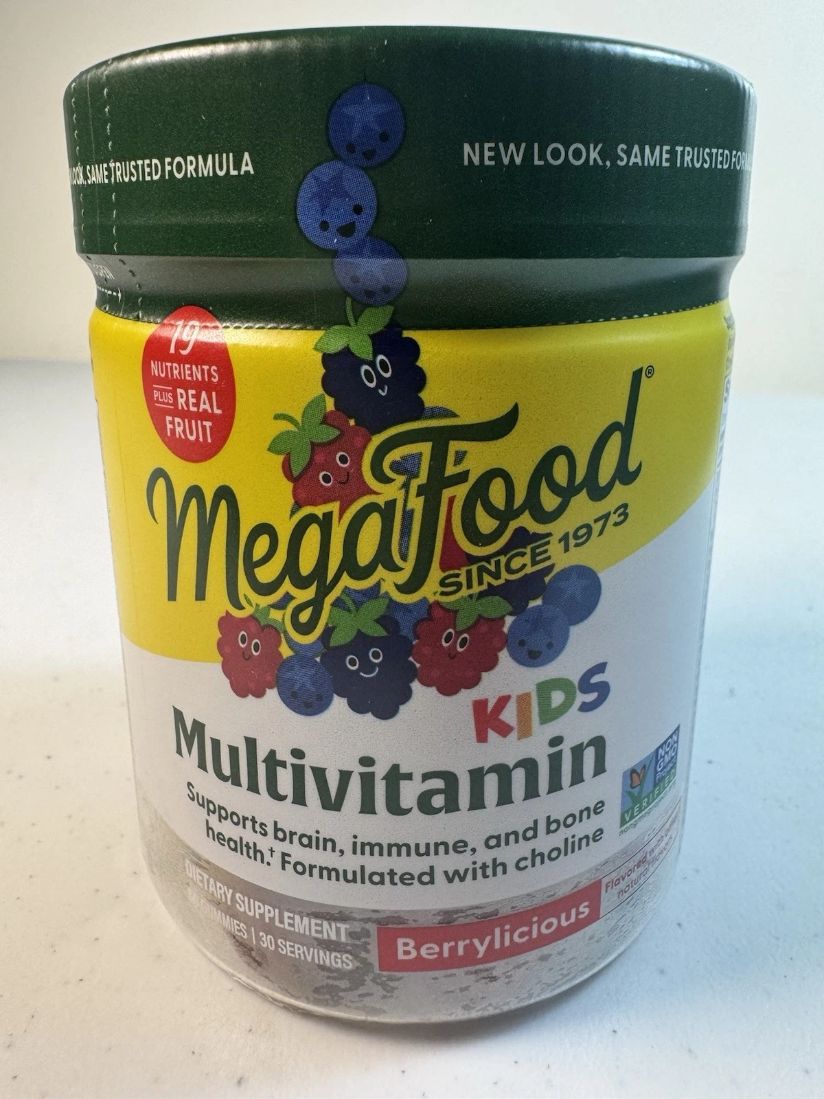 MegaFood Kids Multivitamin 60 Gummies. Berrylicious. Exp - March 2026