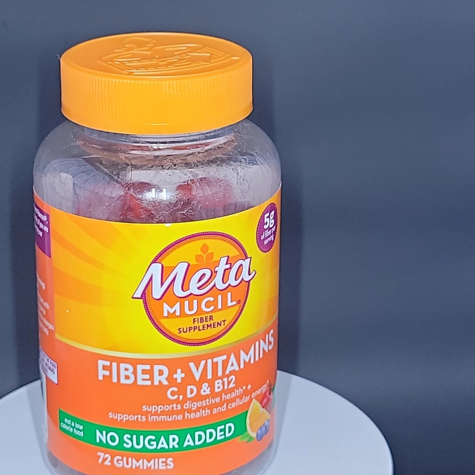 Metamucil Fiber Plus Vitamins C, D, & B12, 72 Gummies CITRUS BERRY EXP 10/2025